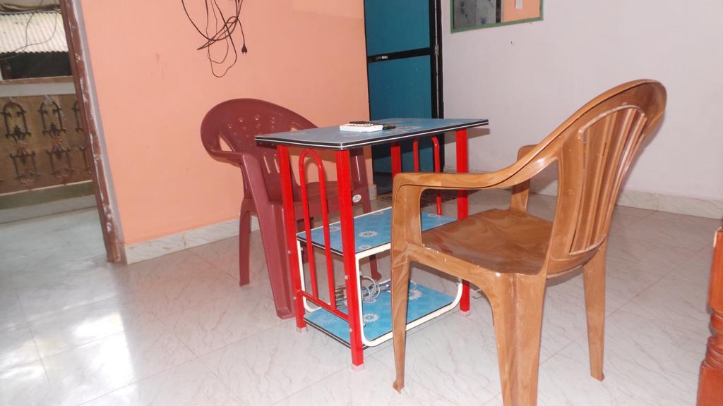 J.S Holiday Guest House Calangute Extérieur photo