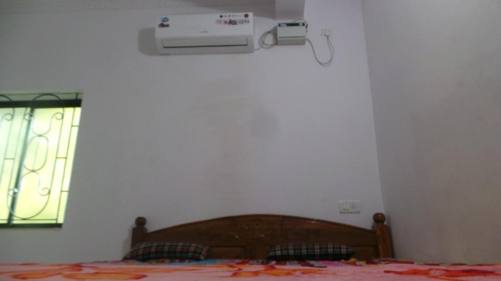 J.S Holiday Guest House Calangute Extérieur photo